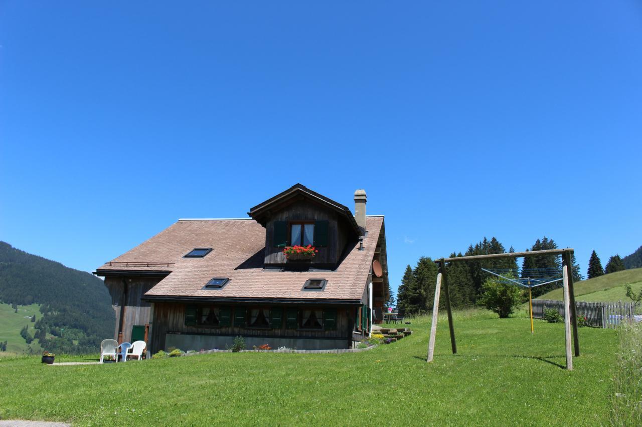 Ferienwohnung Les Mourriaux Chateau-d'Oex Exterior foto