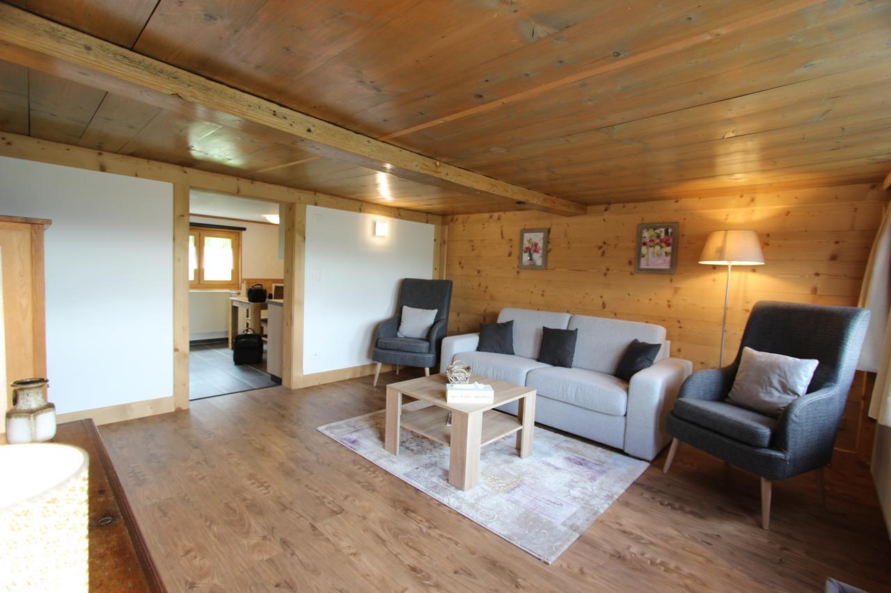 Ferienwohnung Les Mourriaux Chateau-d'Oex Exterior foto