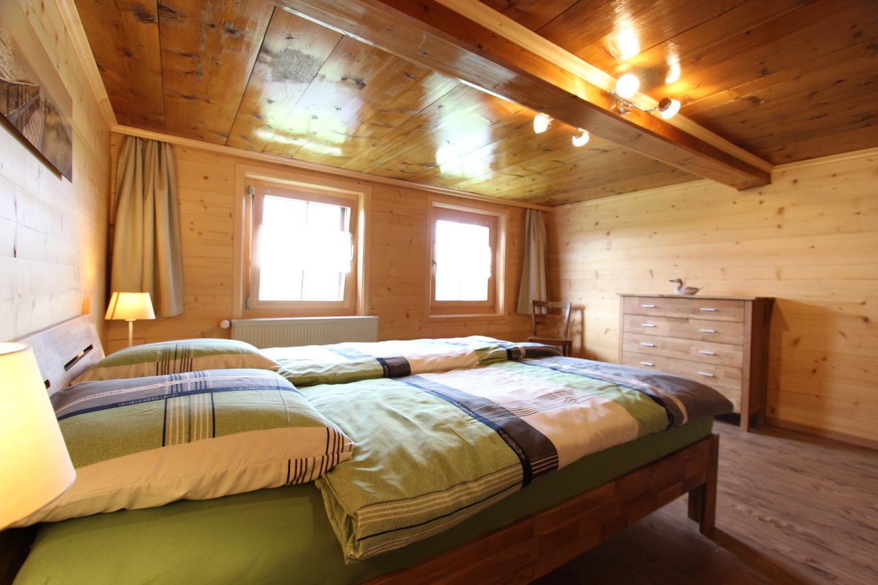 Ferienwohnung Les Mourriaux Chateau-d'Oex Exterior foto